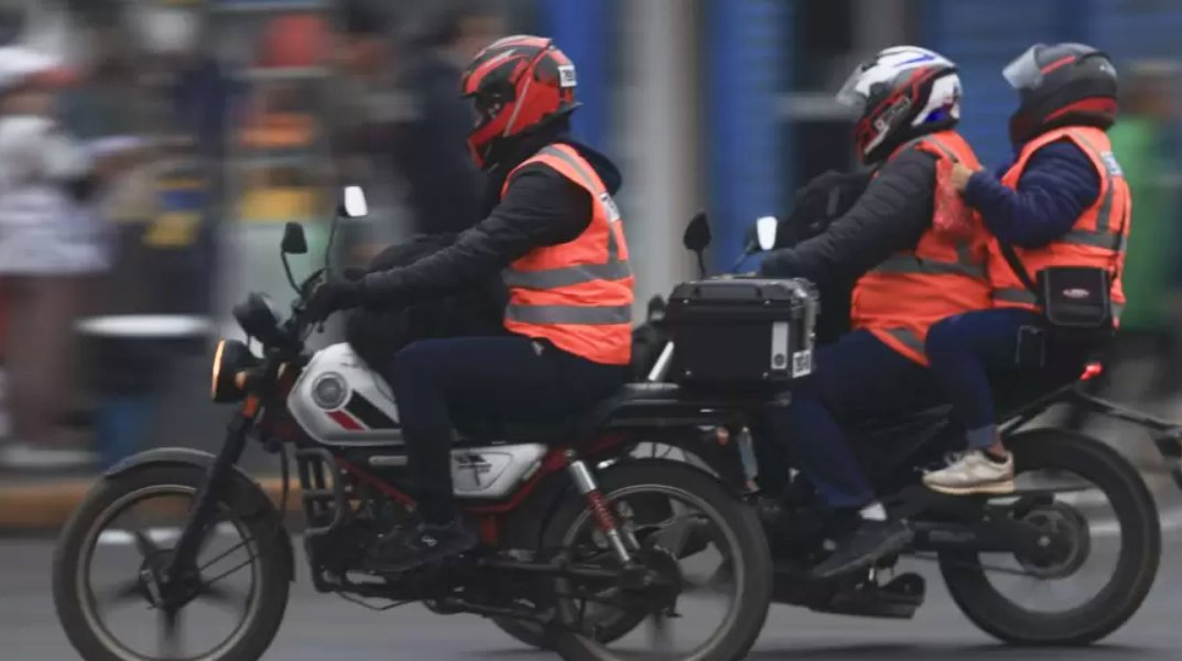 Placas con chips para motocicletas y mototaxis: Entérate desde cuándo entrará en vigencia lo dispuesto por el MTC